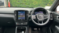 Volvo XC40 2.0 B4P Ultimate Dark 5dr Auto Petrol Estate